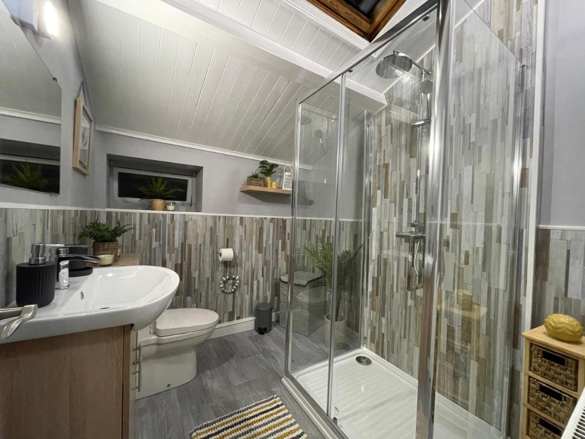 Westend Holiday Room 4 Brecon Esterno foto